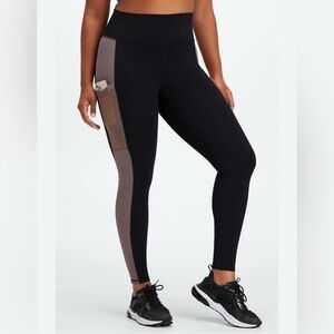 NWT Fabletics PowerHold On The Go High Waisted Leggings in Black Smokey Medium